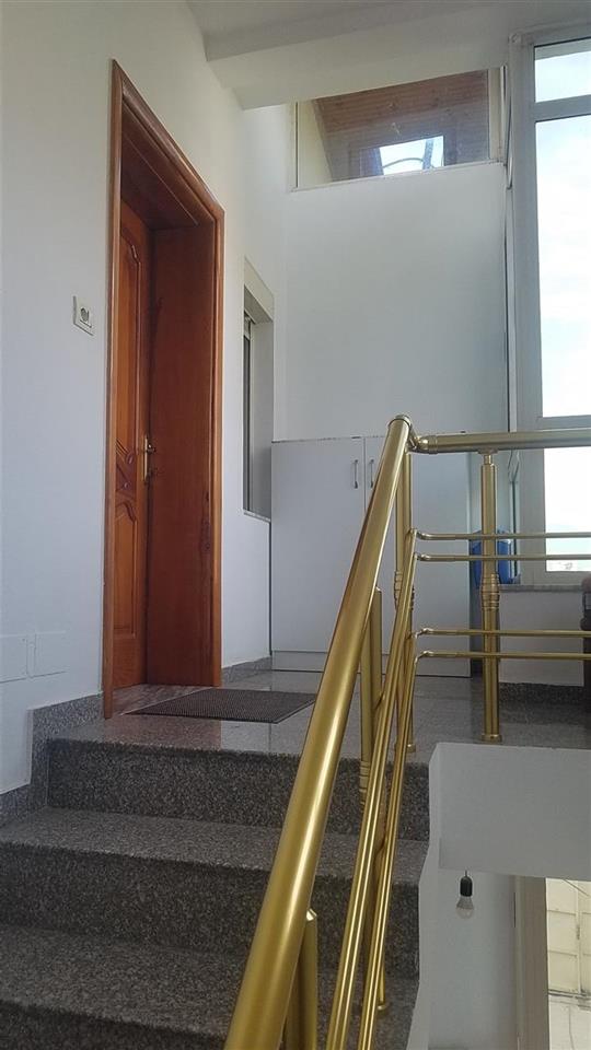 JEPET ME QIRA KATI I DYTE DHE GARAZH, YZBERISH,TIRANE