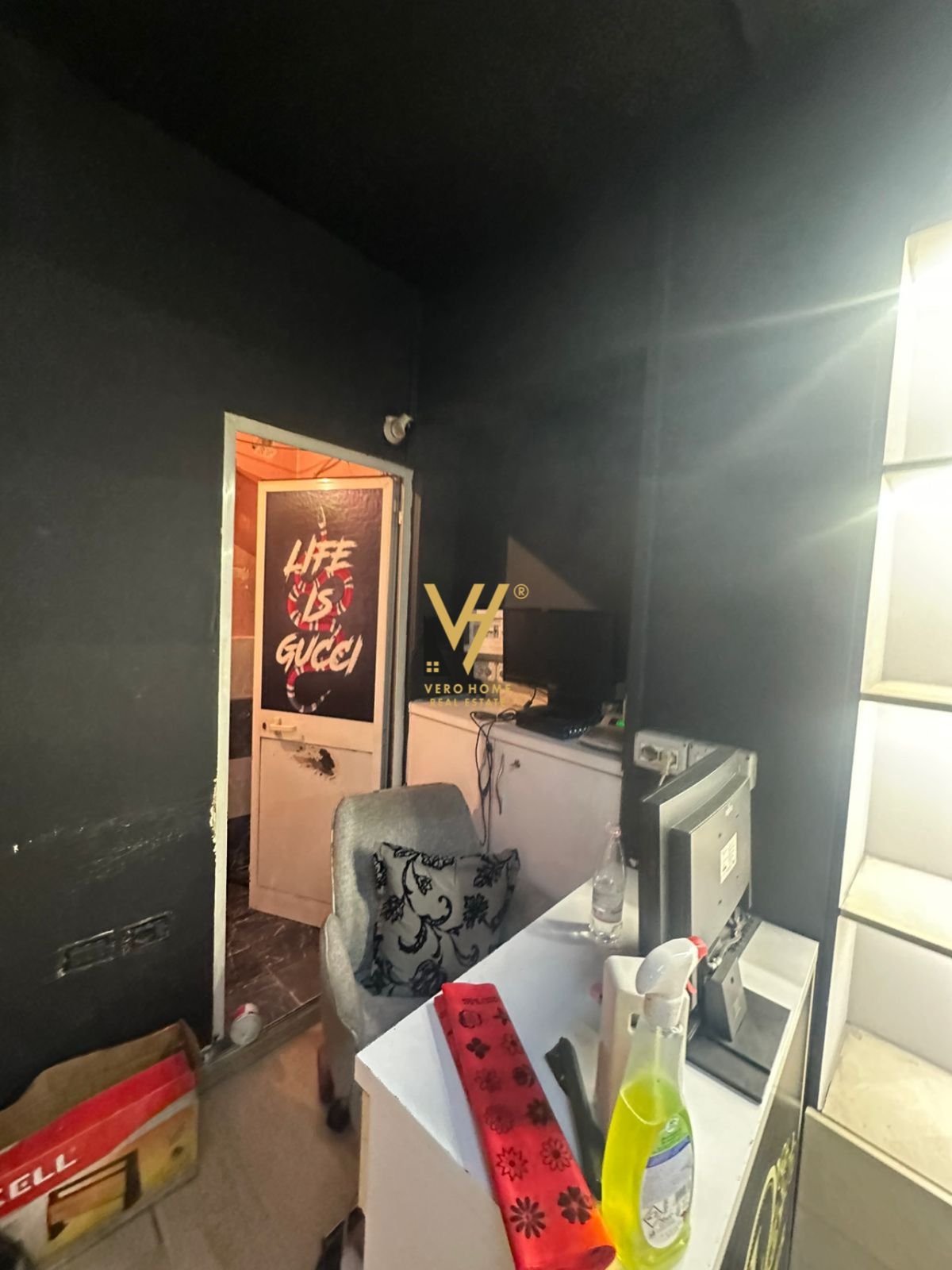 DYQAN 30 M2 TE RR. MYSLYM SHYRI 1.200 EURO