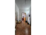 SHITET APARTAMENT 1+1 PRANE DREJTORISE SE POLICISE !