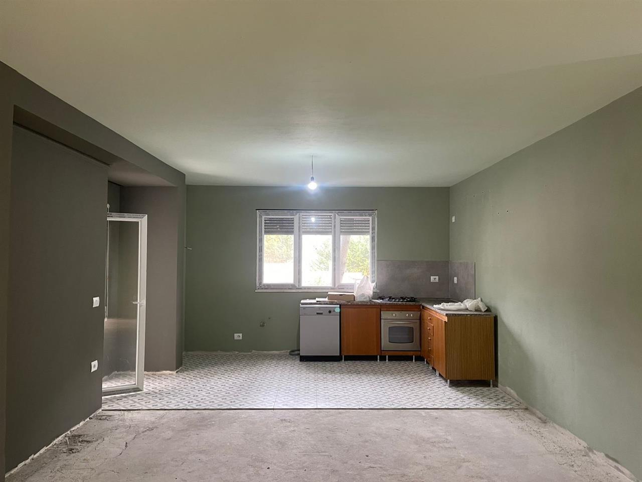 APARTAMENT 1+1 NE ZONE REZIDENCIALE, QERRET !