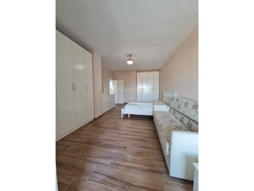 SHITET APARTAMENT 2+1+2 NE DURRES!
