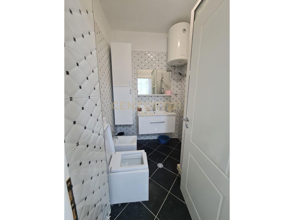 SHITET APARTAMENT 2+1+2 NE DURRES!