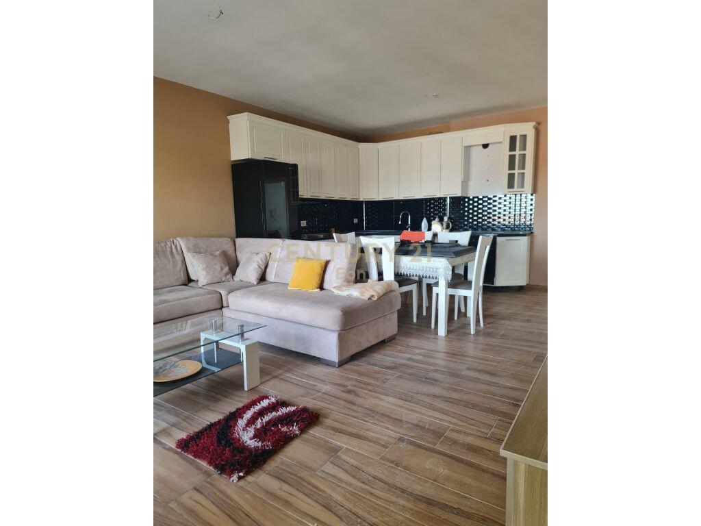 SHITET APARTAMENT 2+1+2 NE DURRES!