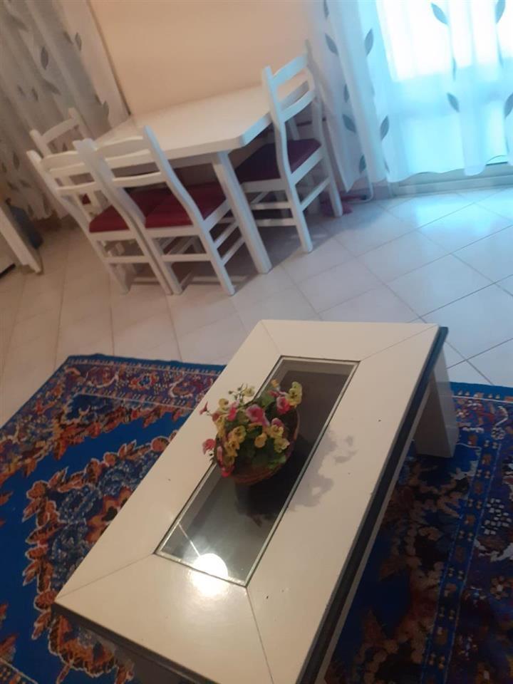 1+1| Qira| Rrota e Kuqe