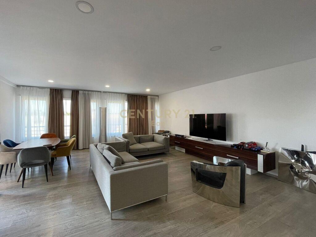 SHESIM SUPER APARTAMENT 2+1+2 ME PAMJE DETI NE CURRILA!