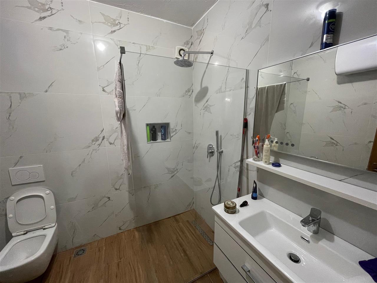 Qera,Apartament 2+1,Unaza E Re