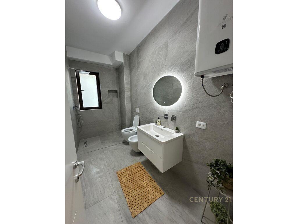 JEPET ME QIRA APARTAMENT 2+1+POST PARKIMI NE MYSLYM SHYRI