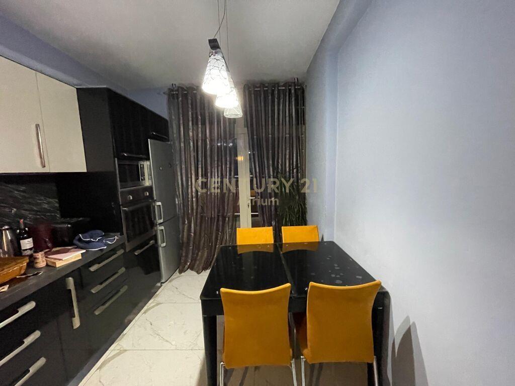 Jepet Me Qira Apartament 2+1 në Fresk me €500 / muaj