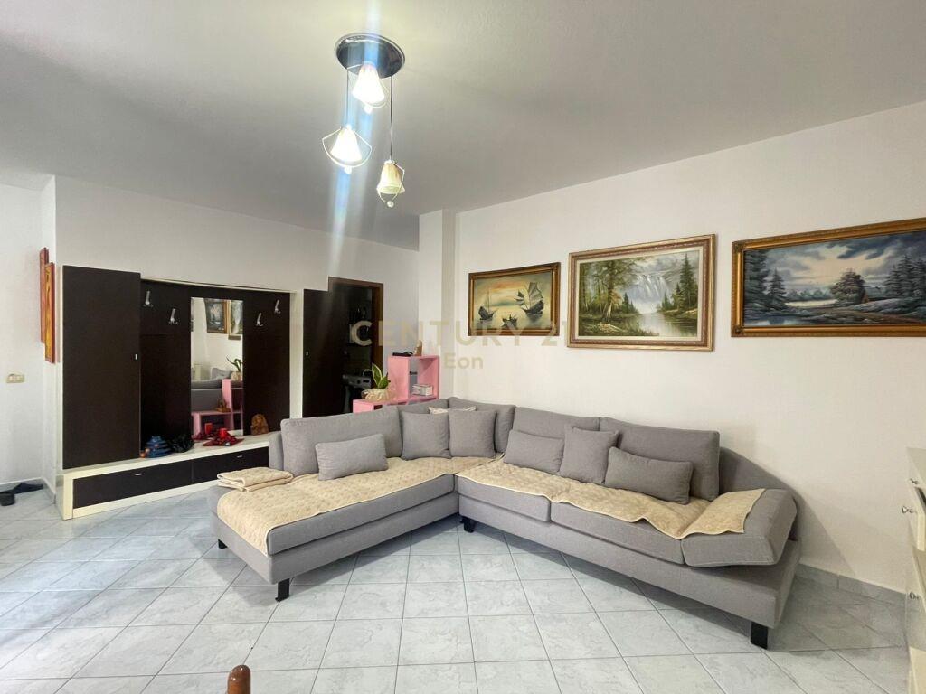 Apartament Pamje Deti 2+1+2 me Qira në Vollga, Durrës – 650€