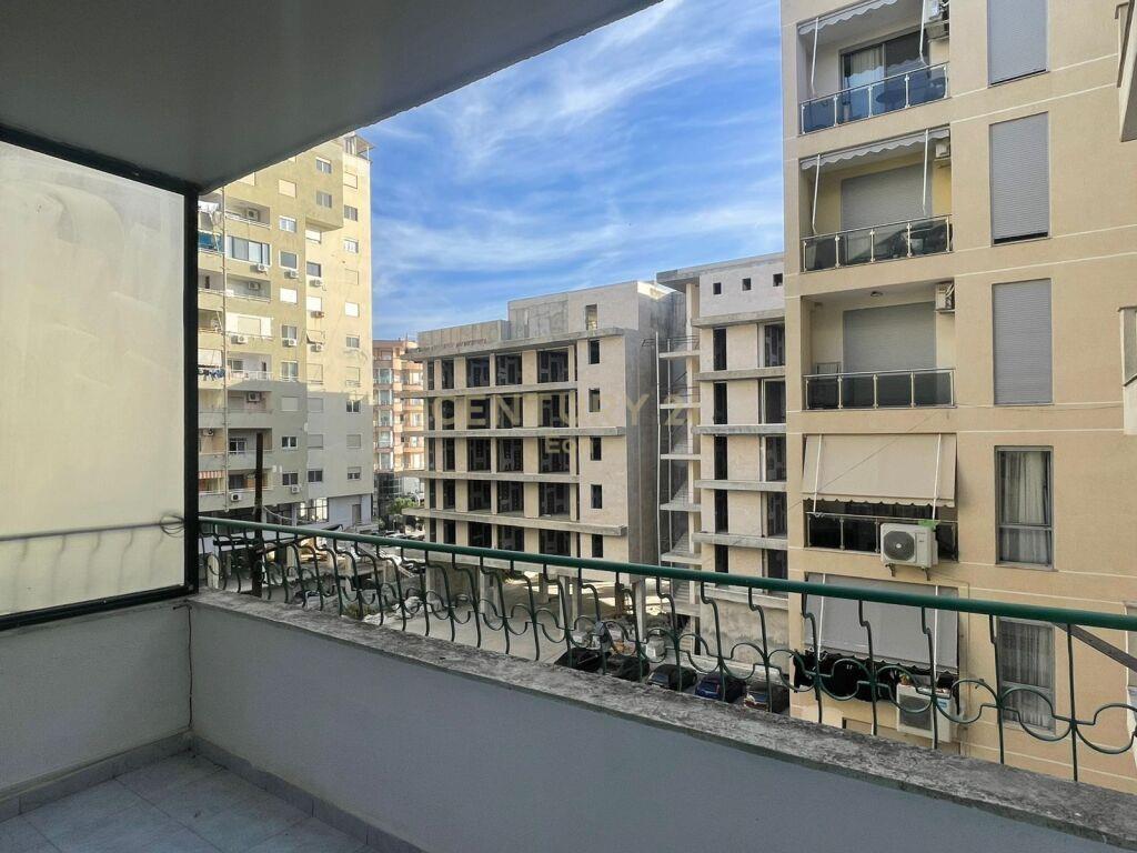 Apartament Pamje Deti 2+1+2 me Qira në Vollga, Durrës – 650€
