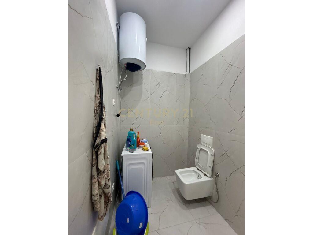 SHITET APARTAMENTI 1+1+VERANDE(45M2) ,NE GOLEM!