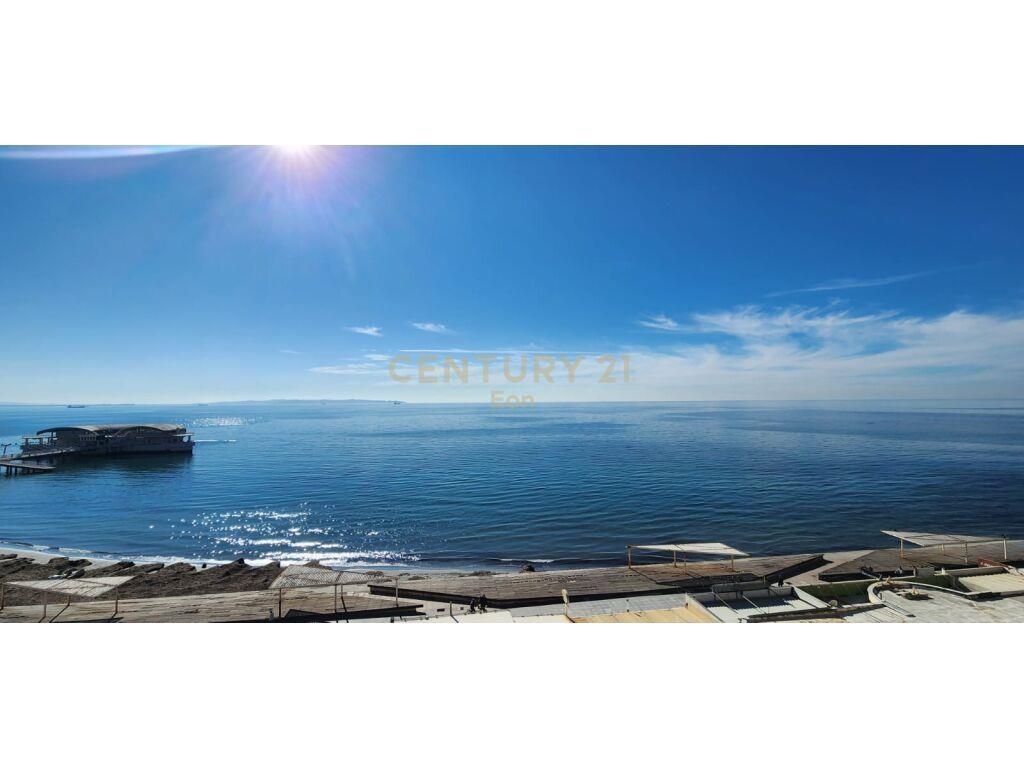 JEPET ME QERA APARTAMENT ME PAMJE DETI 3+1+2 ME GARAZH!