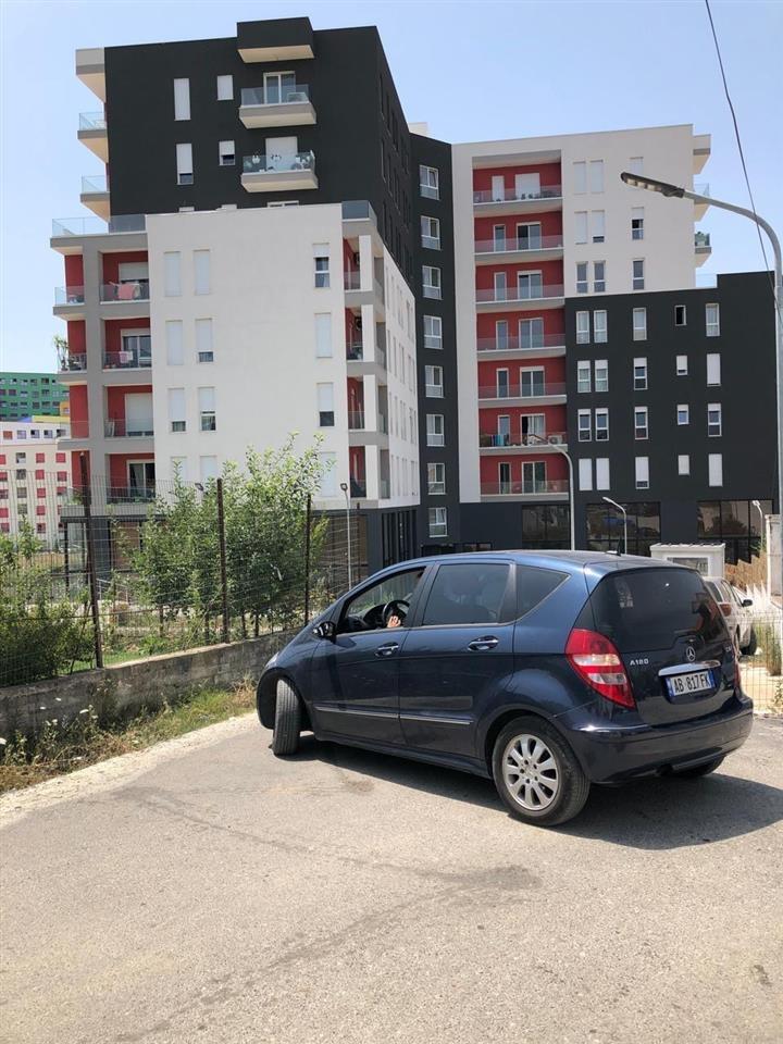 Jepet me qera 500 euro 2+1