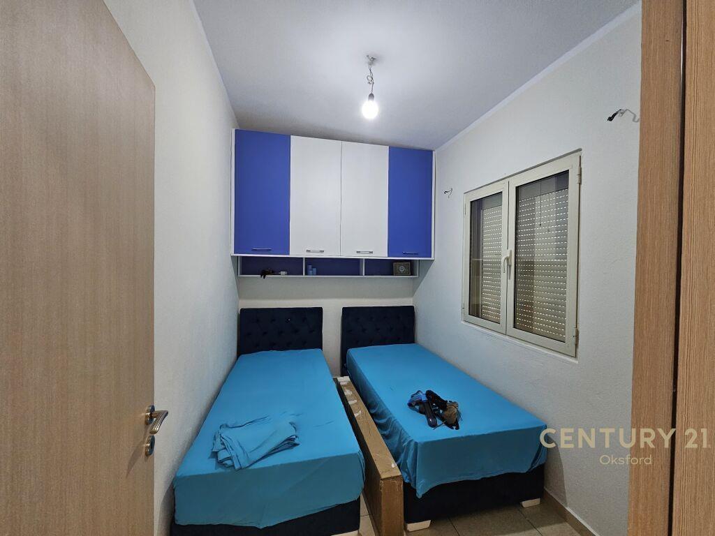 JEPET ME QERA SHTEPI PRIVATE 2+1+PP VASIL SHANTO OKS105096