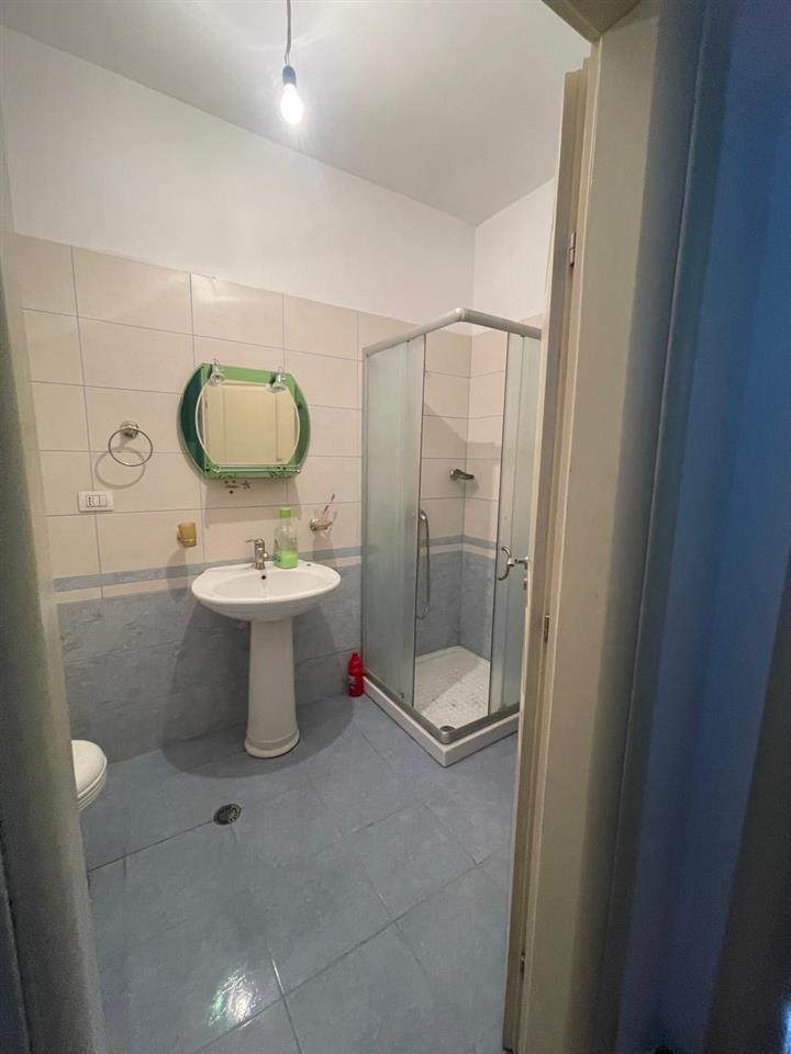 Apartment 2+1 Yzberisht pas spitalit AMERIKAN 300€