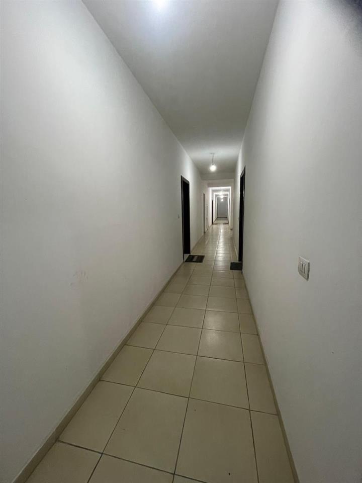 Apartment 2+1 Yzberisht pas spitalit AMERIKAN 300€
