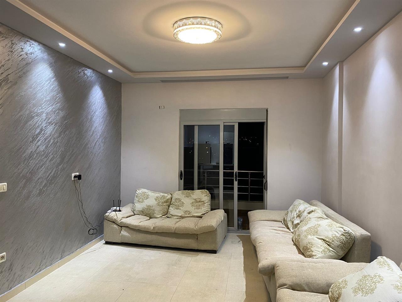 Shitet apartament 1+1 ne Lungomare!