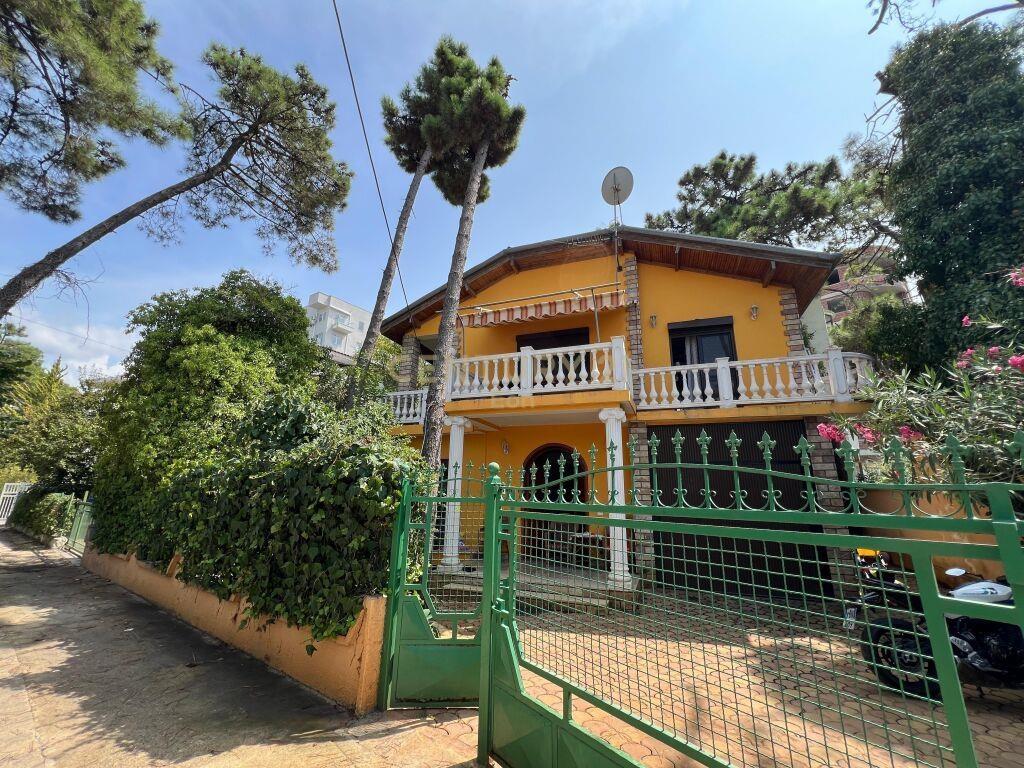 SHITET SUPER VILE UNIKE NE GOLEM PRANE HOTEL EPIDAMN!