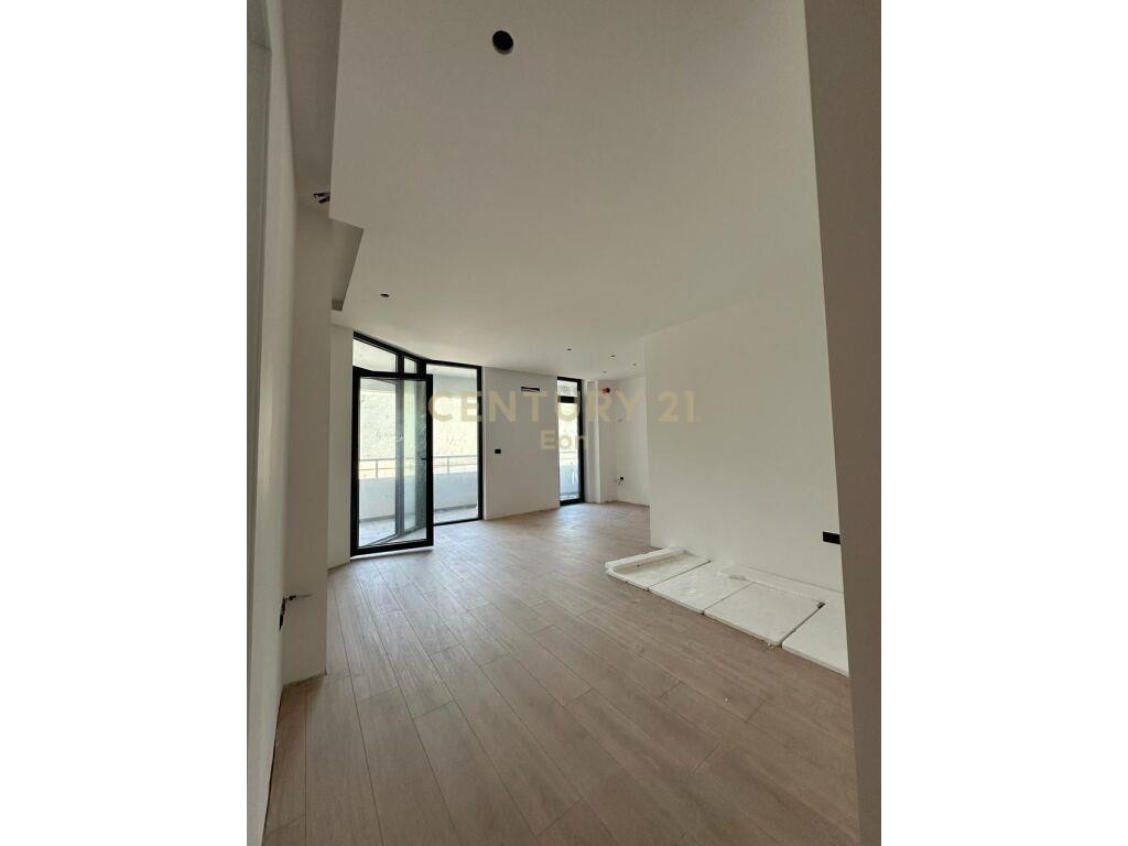 SHITET APARTAMENT 1+1 TEK “WHITE HILL RESIDENCE” NE CURRILA!