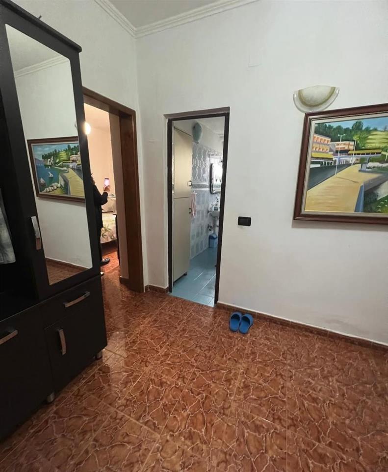 JEPET ME QERA APARTAMENT 1+1 PAS TIRANA BANK