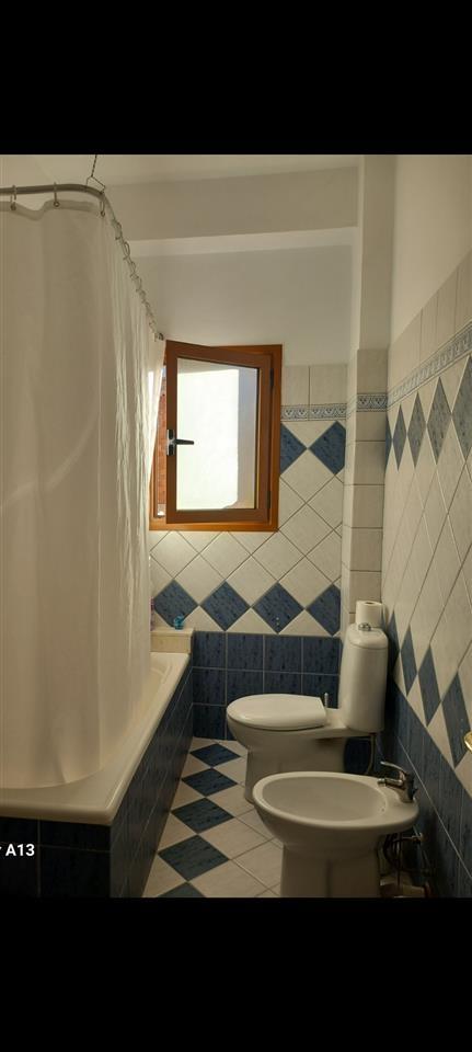 per Qera [2+1+2ballkone], perball Tirana Bank Vlore