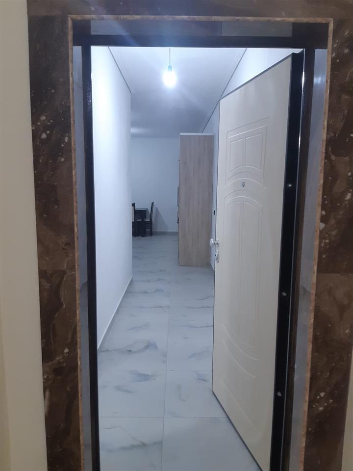 JEPET ME QERA APARTAMENT 2+1 PRANE SHKOLLES INDUSTRIALE
