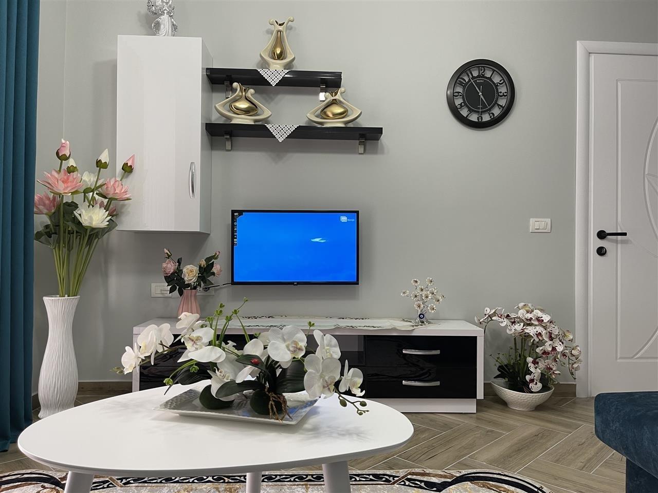 Elton home Tushemisht