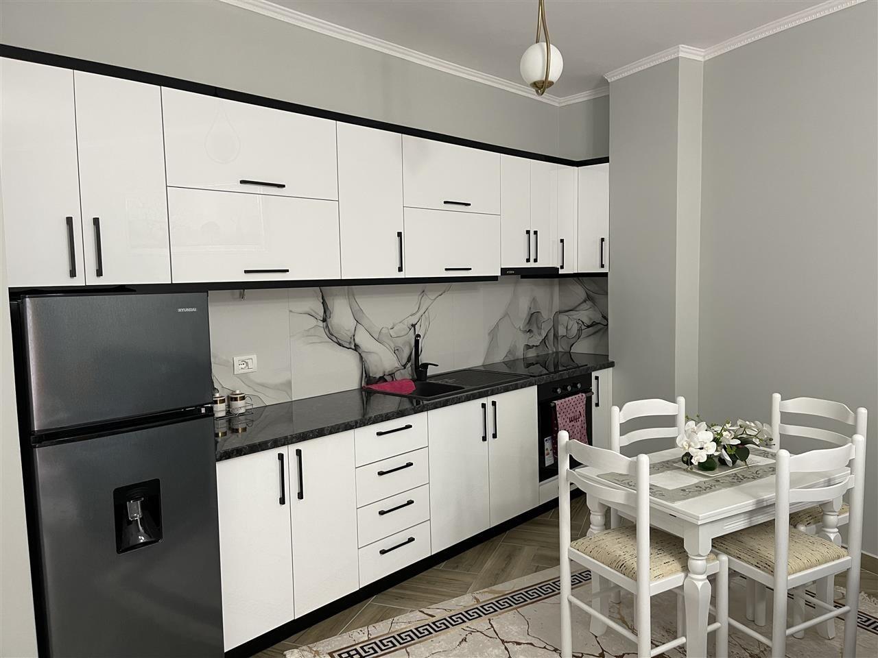 Elton home Tushemisht