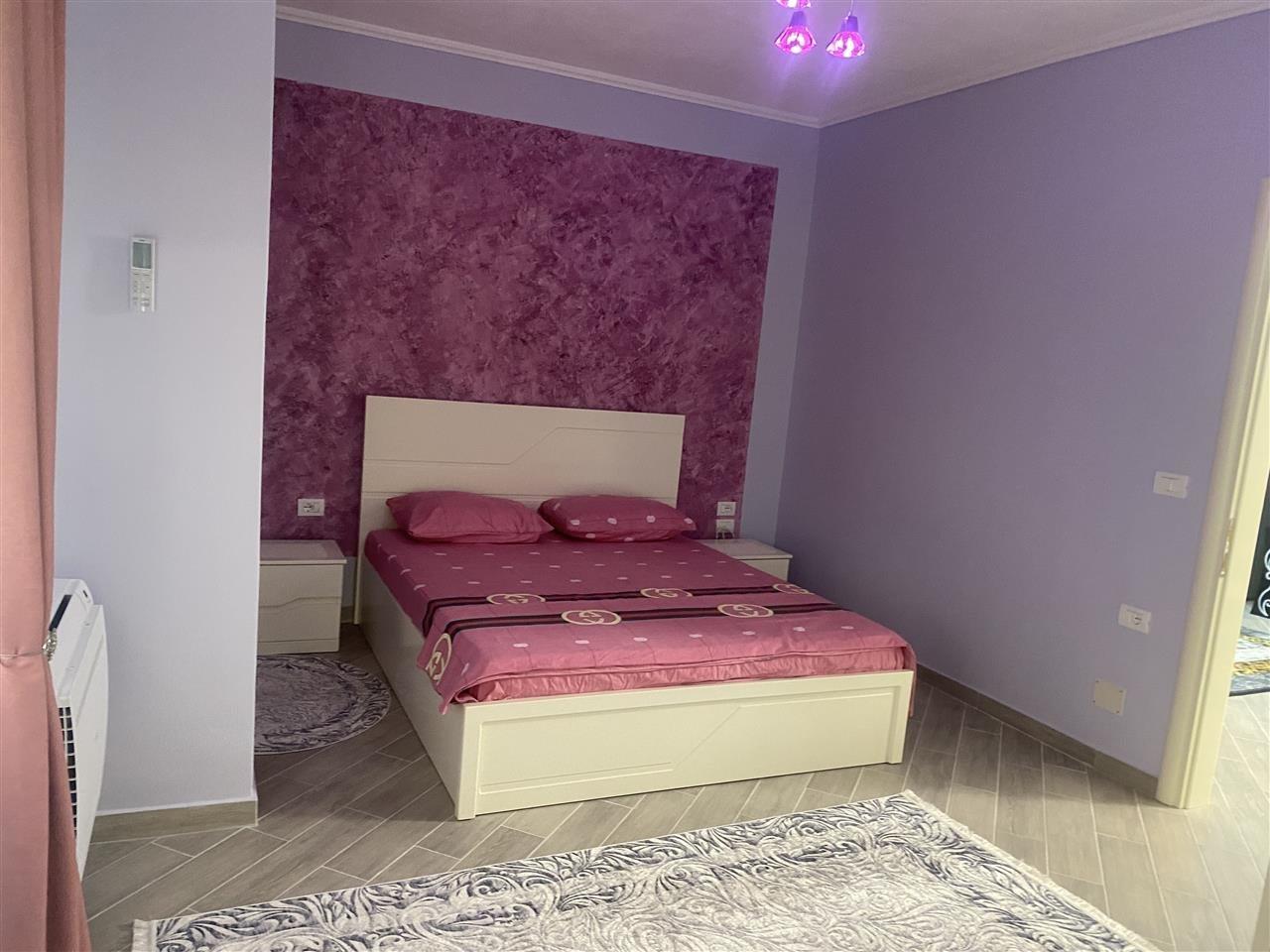 Elton’s Home Pogradec