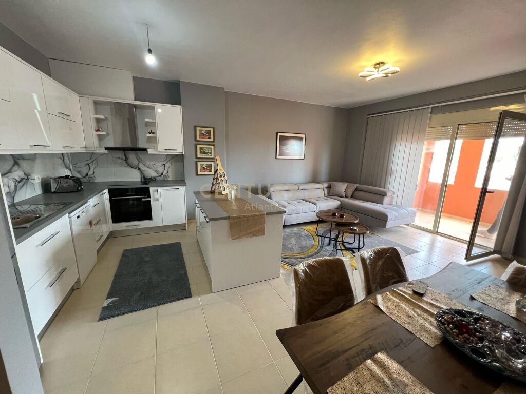 APARTAMENT 3+1+2B PER QERA NE PLEPA