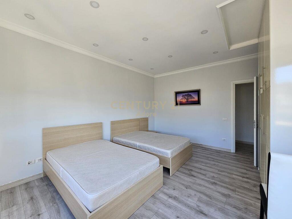 Qira Apartment 2+1+2 Kopshti Botanik Zoologjik € 850