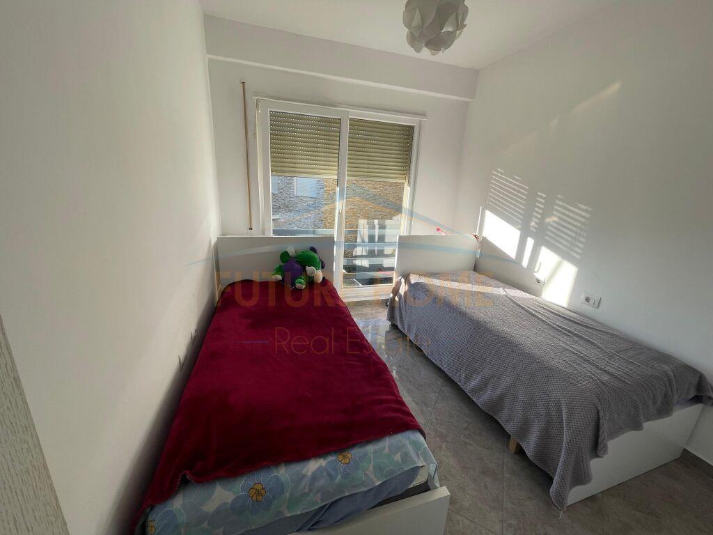 Shitet, Apartament 2+1, Lura 3, Gjiri i Lalzit 190,000 €