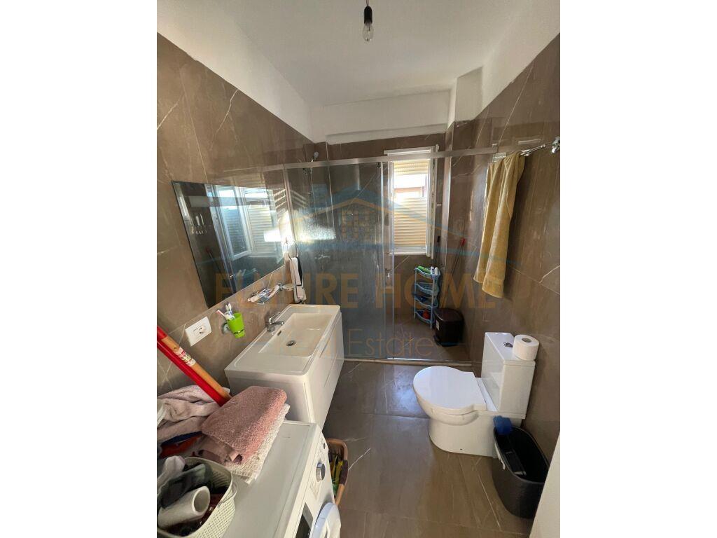 Shitet, Apartament 2+1, Lura 3, Gjiri i Lalzit 190,000 €