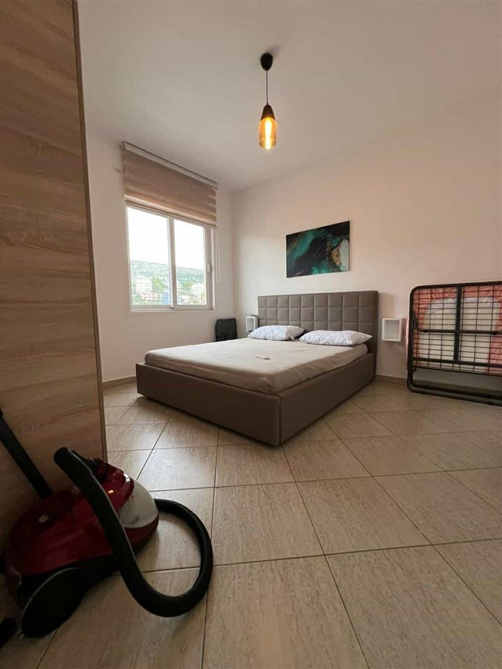 Shitet Apartment 2+1 Saranda