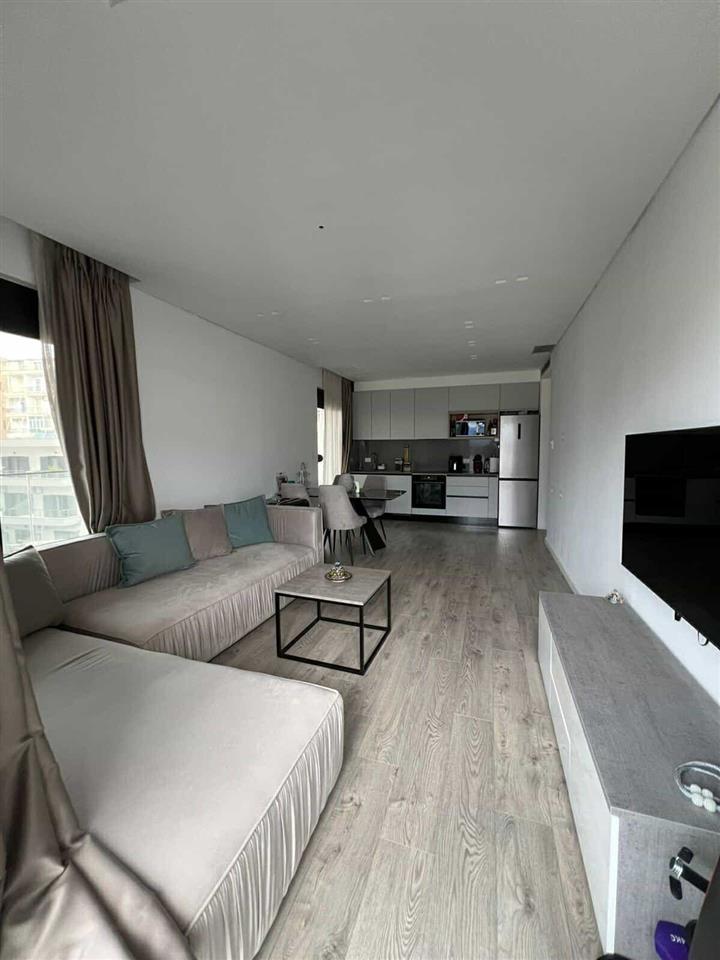 Shitet Apartment 1+1 Saranda