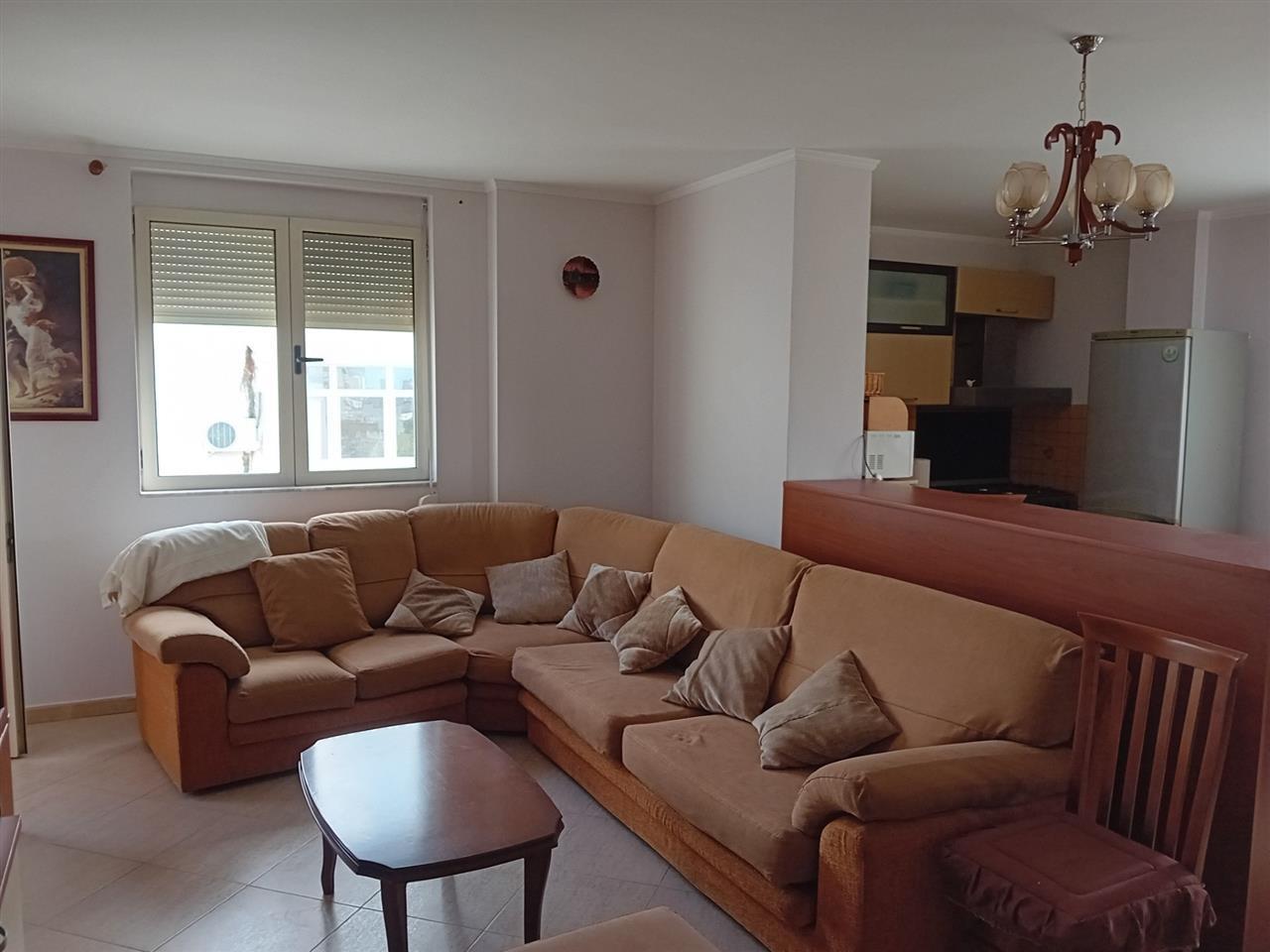 JEPET ME QERA APARTAMENT 1+1 ME PAMJE NGA DETI, QENDER