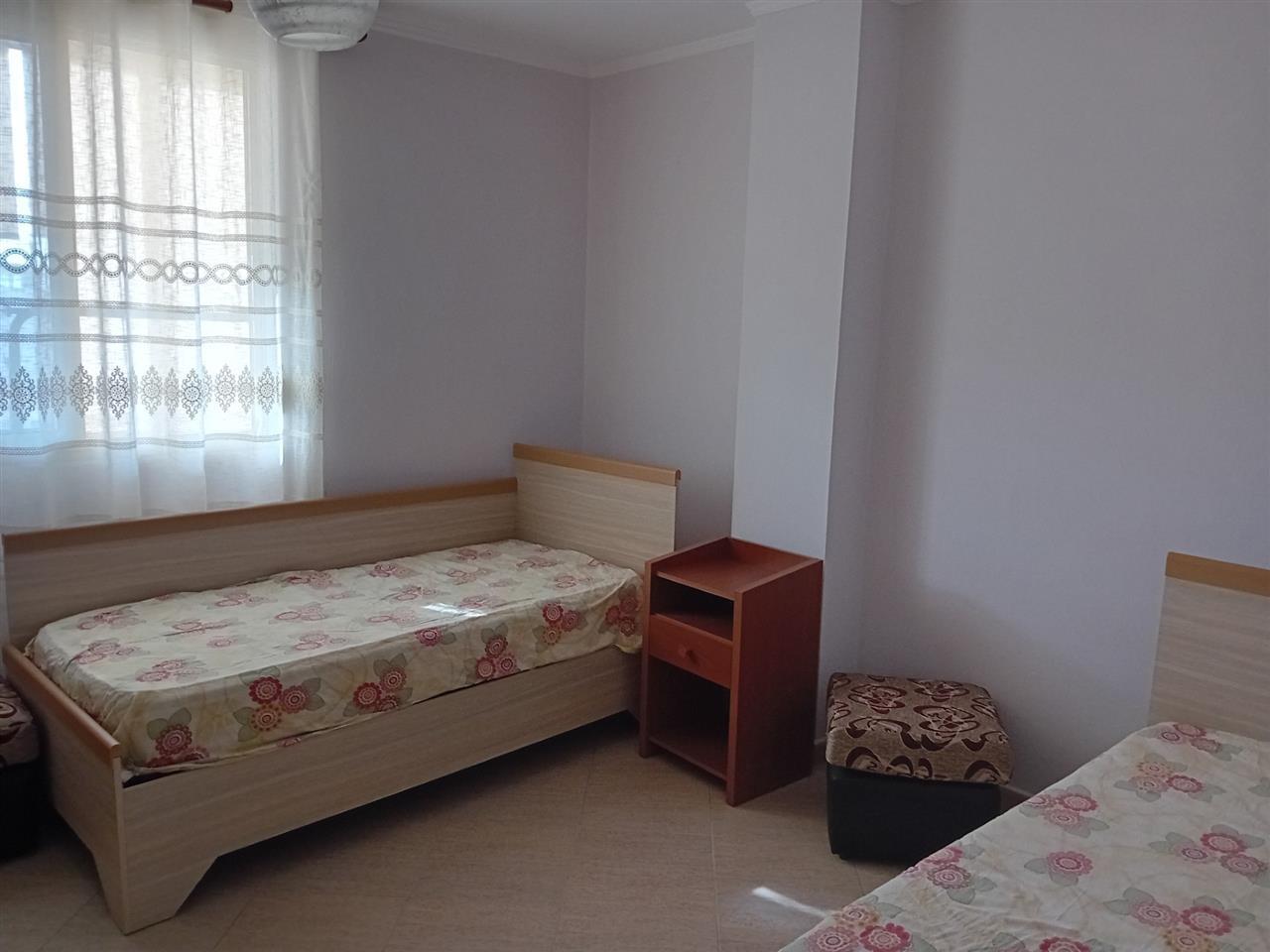 JEPET ME QERA APARTAMENT 1+1 ME PAMJE NGA DETI, QENDER