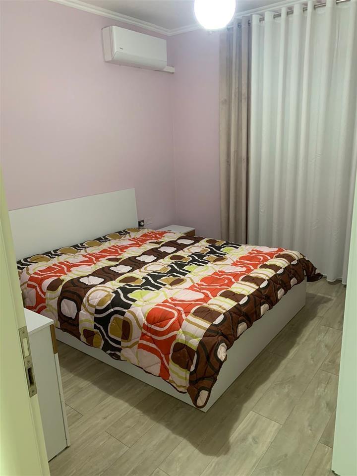 Apartment 3+1+1 Pallati Ri