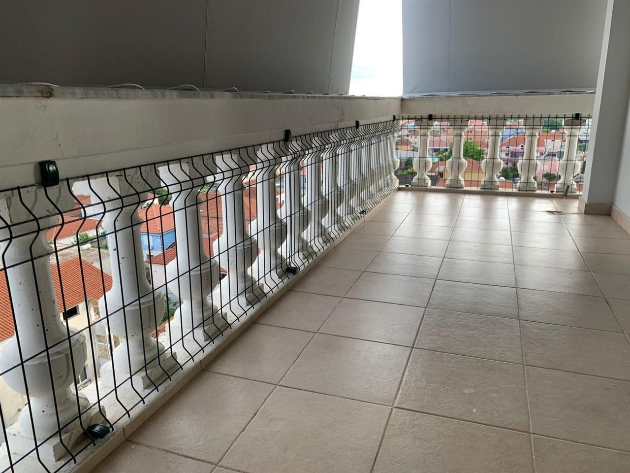 Apartment 3+1+1 Pallati Ri