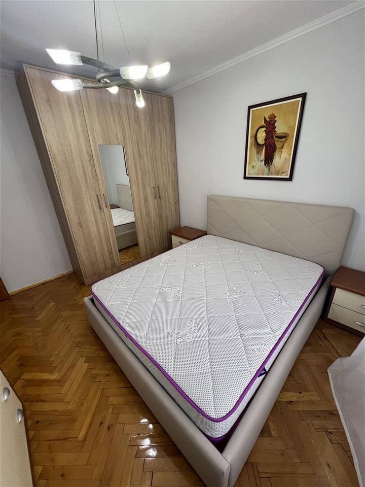 2+1 ME QERA, SHESHI SKENDERBEJ