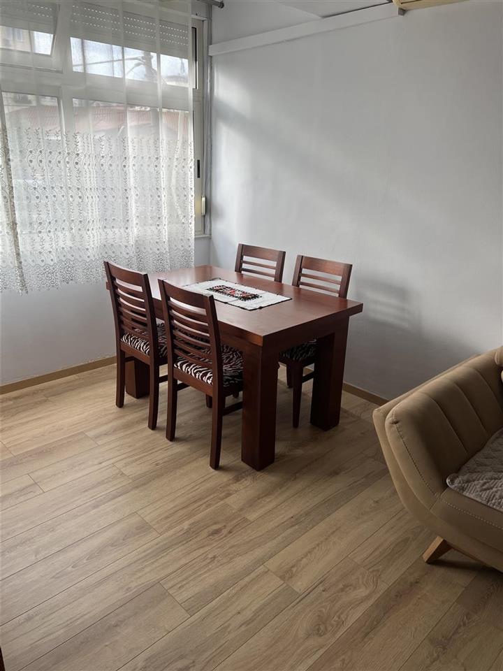 2+1 ME QERA, SHESHI SKENDERBEJ