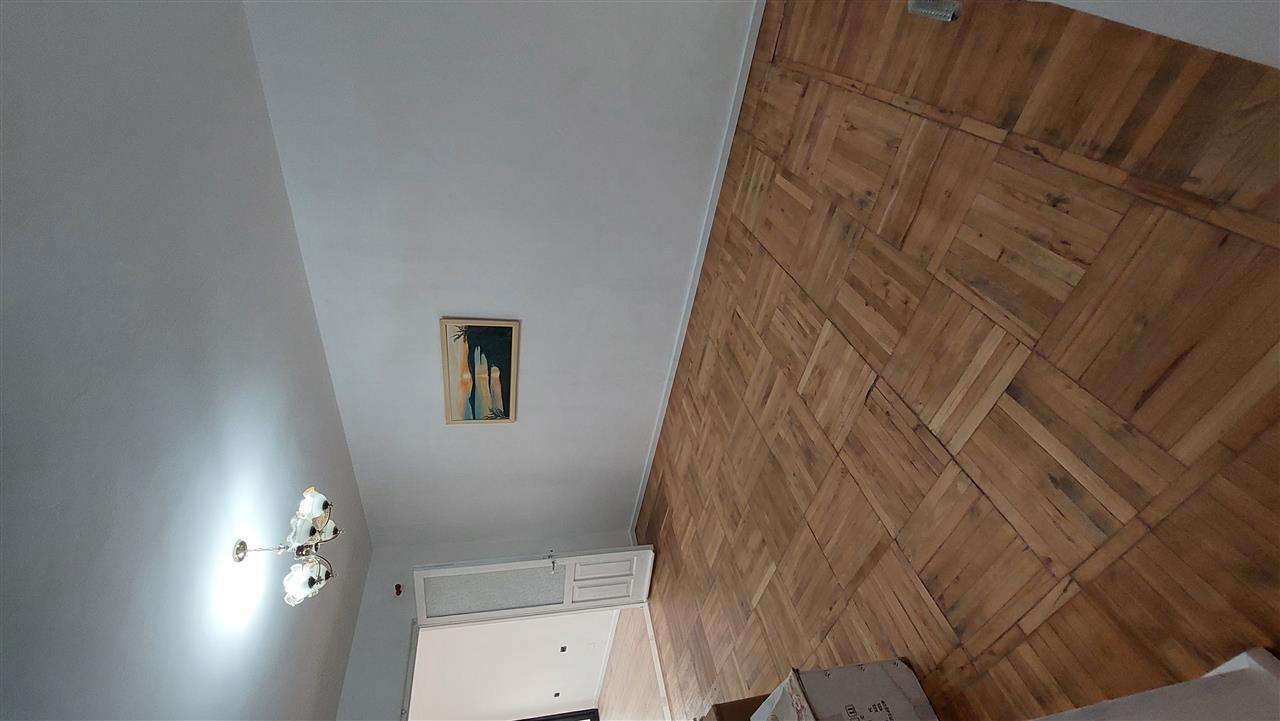 Jepet apartament 120m2 Myslym Shyri me qera.