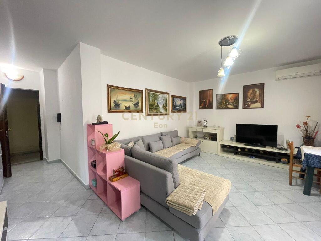 Apartament Pamje Deti 2+1+2 me Qira në Vollga, Durrës – 650€