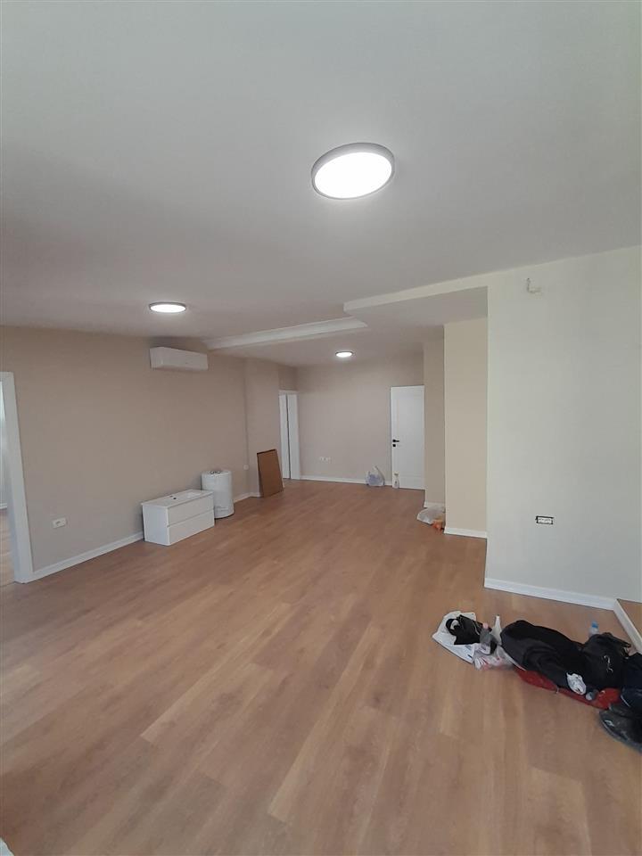 Qera, Apartament 2+1, Kompleksi Delijorgji, Tiranë – 700€ |