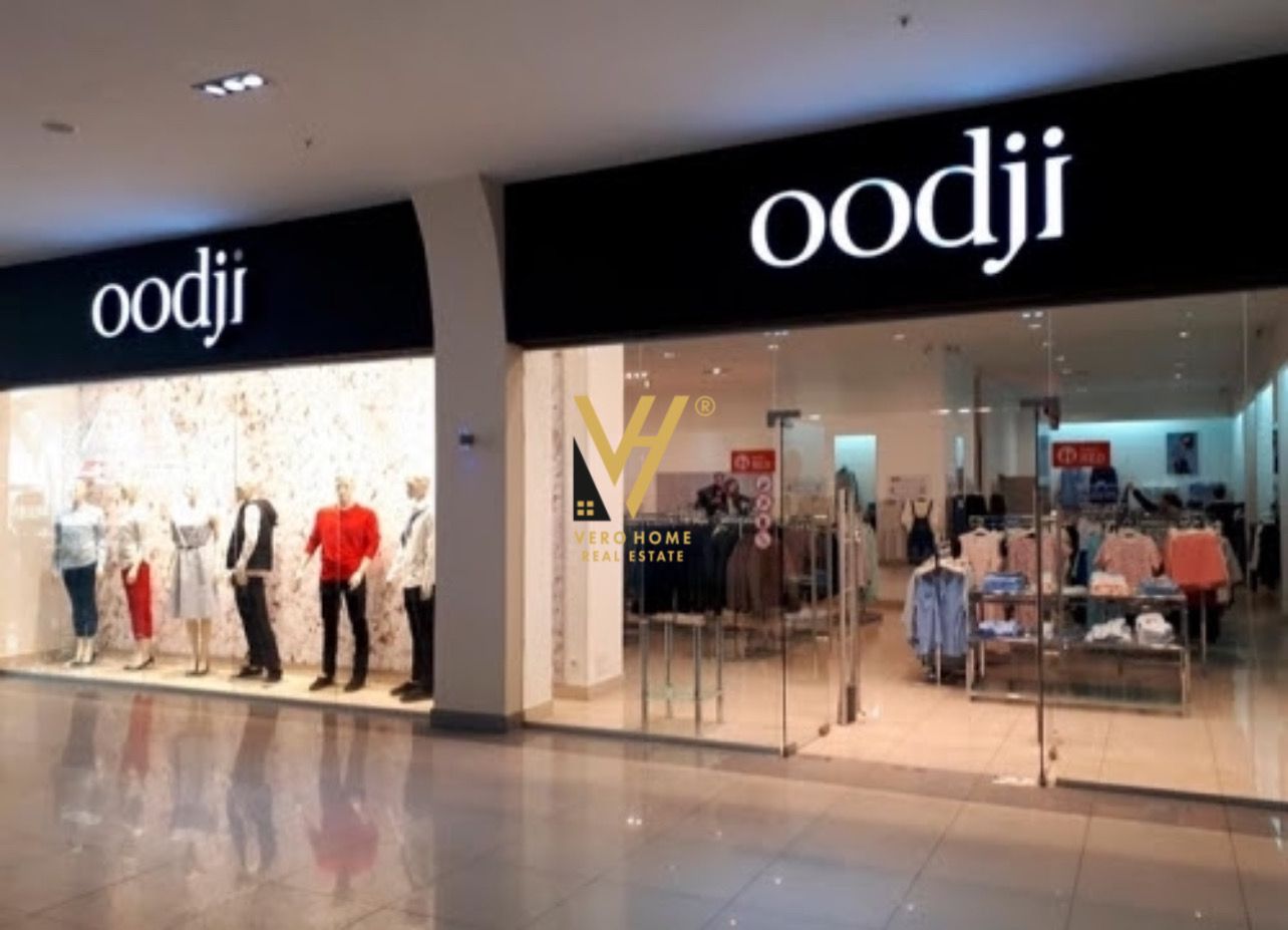 DYQAN 153M2 TE RR.KAVAJES 1.100.000 EURO