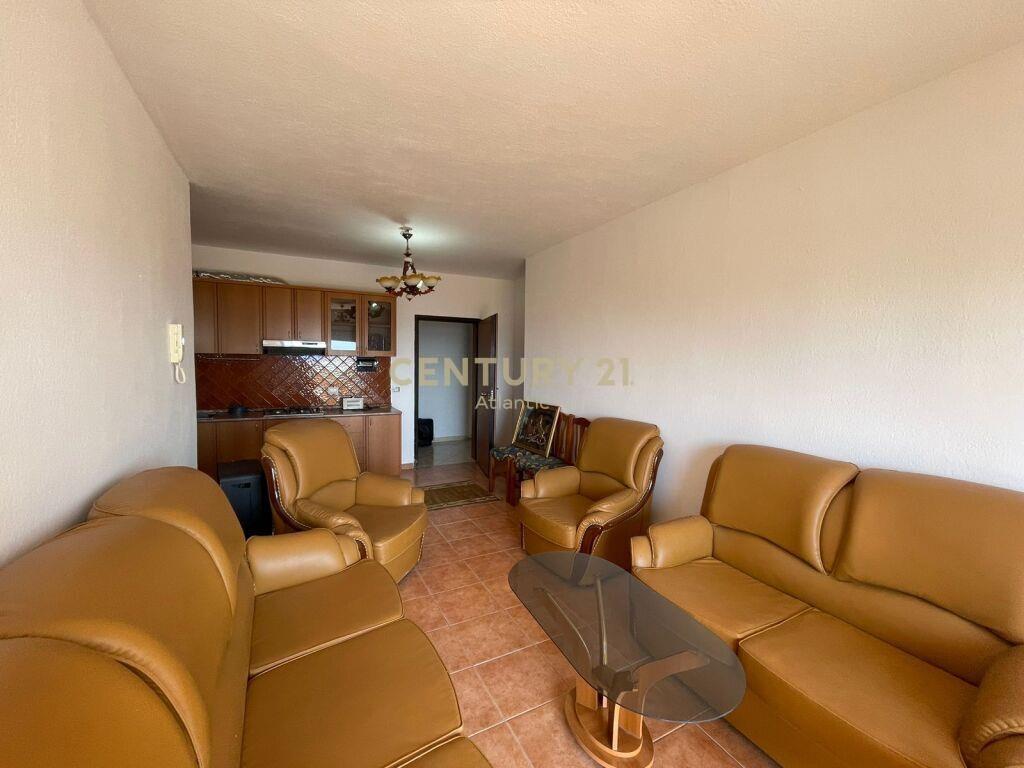 JEPET APARTAMENT ME QIRA 1+1 NE PLAZH ILIRIA !