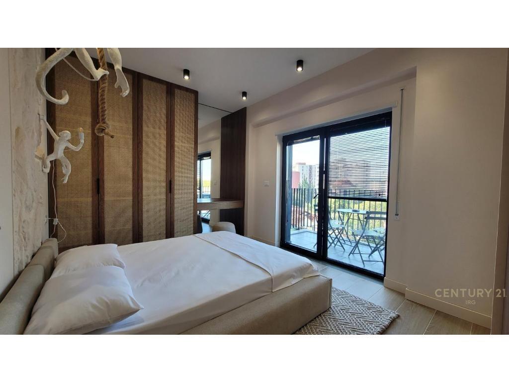 Qira Apartament 2+1+1 Rruga e Kavajes € 1 400