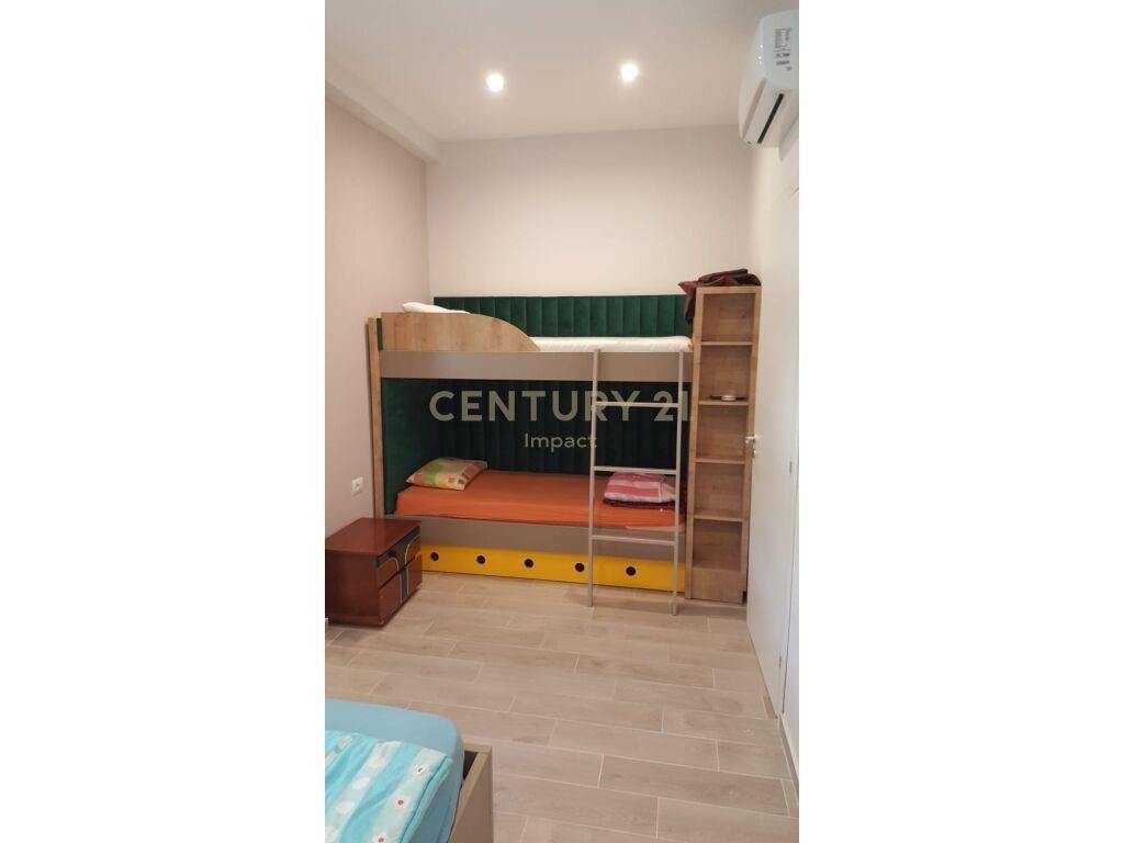 APARTAMENT 2+1PER SHITJE TE LURA 3!