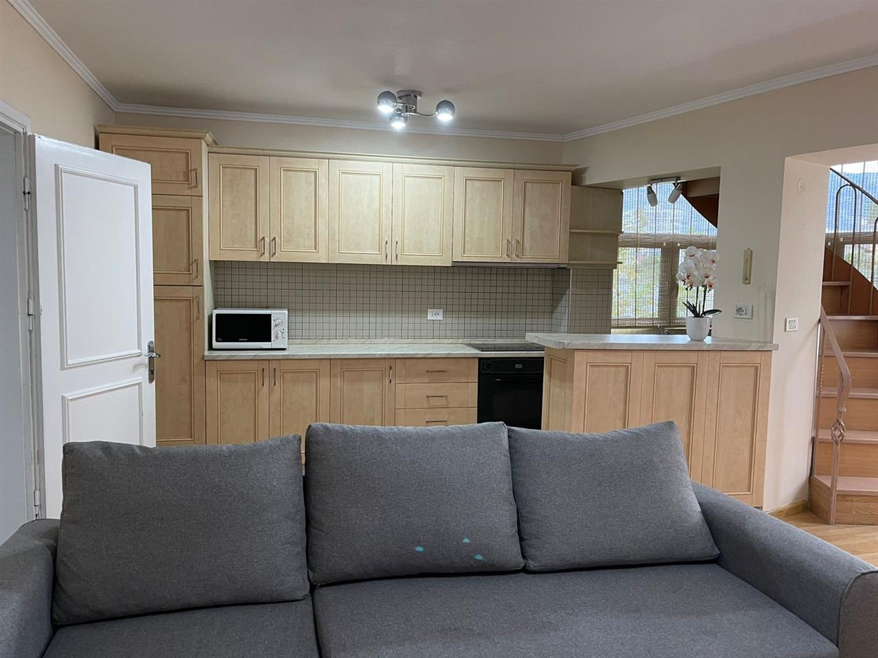 Jepet apartamenet me qera ditore/javore/mujore