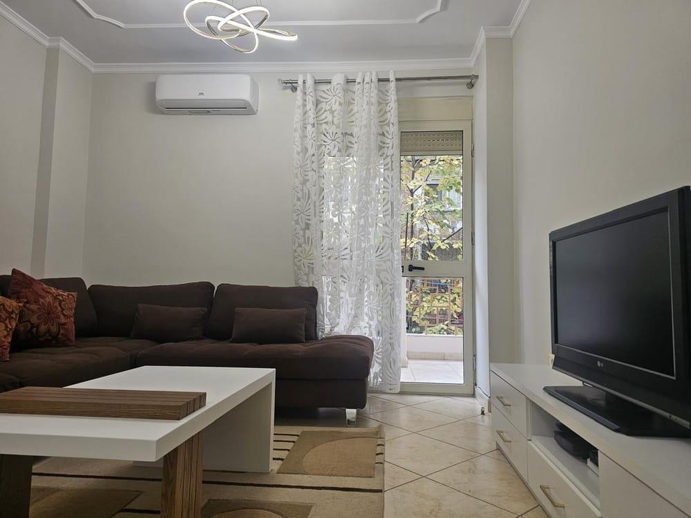 JEPET ME QIRA APARTAMENT 2+1